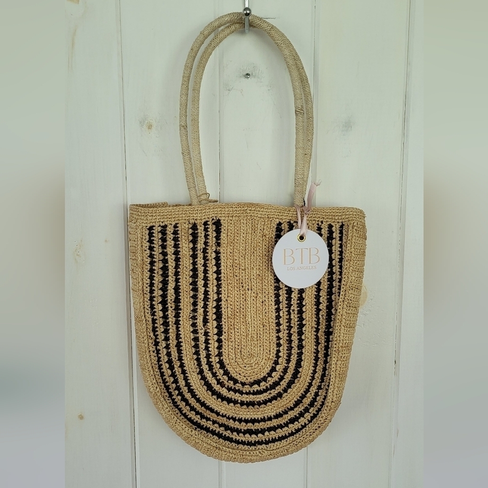 BTB Los Angeles Woven Raffia Shoulder Tote Bag Natural & Black Stripe NWT